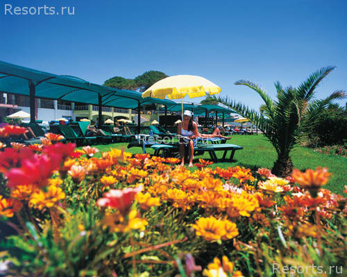 Maritim Pine Beach Resort 1